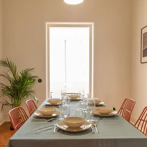  Apartamento Alvalade 58 - Charming 2 Bedroom With Ac Near The Airport And Center